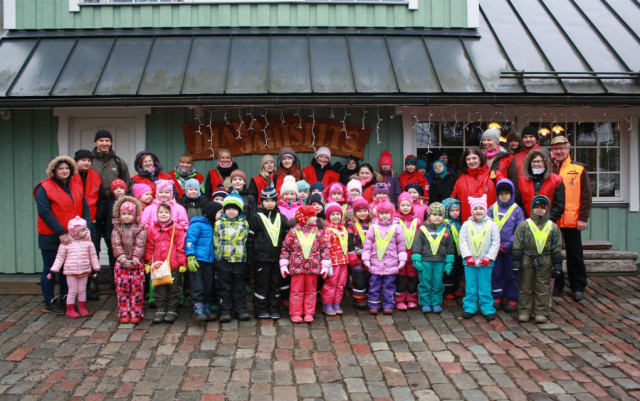 Lapsed Diana seltsis 2