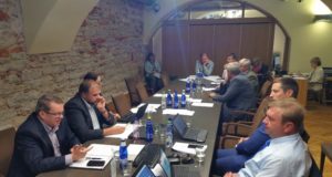 EJSi esindajad Riigikogu maaelukomisjonis