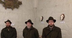 Tšehhi meistrid õpetasid Saaremaal hirvepeibutamist