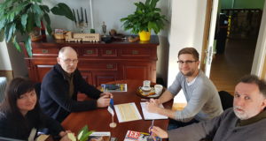 Jahimehed pidasid Osooni tegijatega nõu