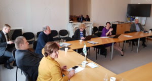 EJS kohtus riigikogu keskfraktsiooniga