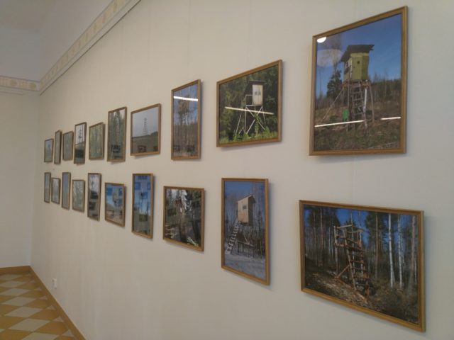 jahitornid, näitus valga