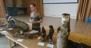 Jahimehed käisid Tabasalu õpilastele jahindust tutvustamas