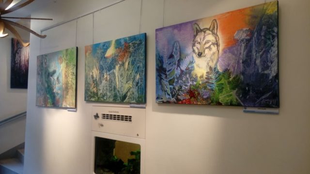 hunditeemaline näitus