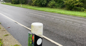 Jahimehed peletavad peeglitega suurtelt teedelt metsloomi