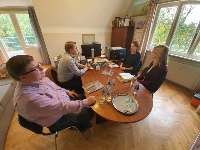 integratsiooni teemaline koosolek