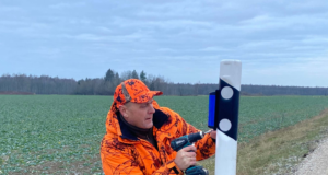PRESSITEADE: Metsloomade kaitseks on Eesti teedele paigaldatud üle 800 reflektori