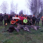 Jahi lõpetamine. Ida Viruma jahimeeste ühisjaht. Foto  Marko Vinni