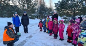 Vaida lasteaia lapsed külastasid Jüri jahimehi