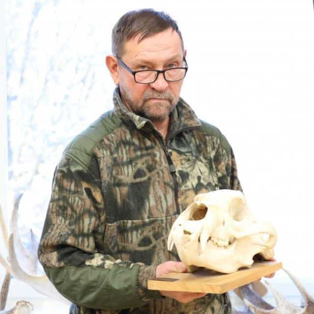 Tiit_randveer_karu_pealuuga_raam