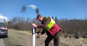 Luua metsanduskool paigaldas reflektoreid