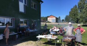 Põlgaste jahimehed pakkusid Roosi tee festivalil ulukiliha ja tutvustasid jahindust