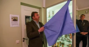 Avati väljapanek „Kanalised ja rebane ajaloolistel postkaartidel“