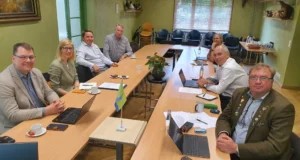 Regionaalminister külastas jahimeeste seltsi