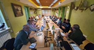 Jahinduse juhid kohtusid politseiga