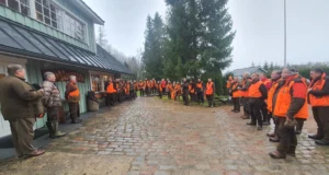 Finest pidas sõpradega ühisjahti