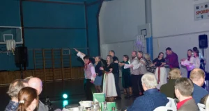 Muhu Jahiselts tähistas 90. aastapäeva