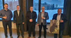 Kehtna jahindusklubi tähistas 100. aastapäeva