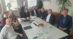 EJS-i delegatsioon arutas jahinduse väljakutseid kliimaminister Yoko Alenderiga