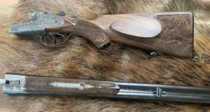 Müüa hästi hoitud sileraudne jahipüss